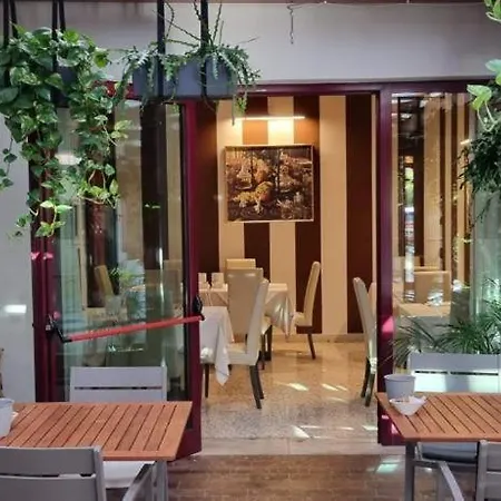 Hotel Unahotels Eco Costanza Venezia 3*