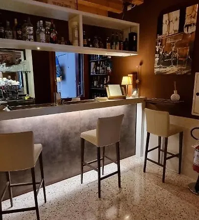 Hotell Unahotels Eco Costanza Venezia 3*