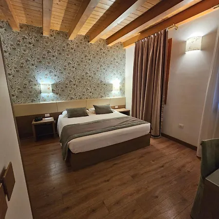 Unahotels Eco Costanza Venezia 3*