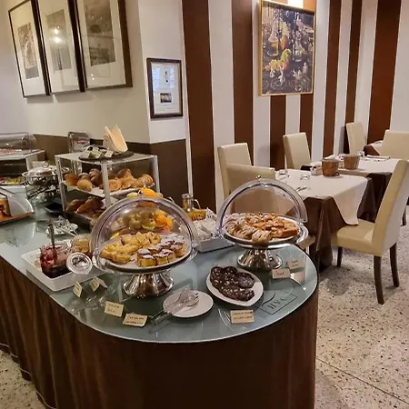 Unahotels Eco Costanza Venezia Hotell 3*