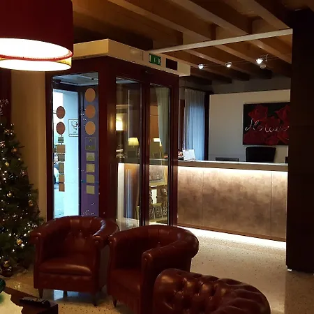 Unahotels Eco Costanza Venezia 3* Mestre