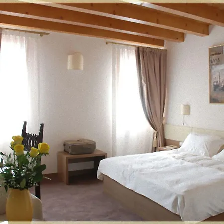 Unahotels Eco Costanza Venezia Mestre